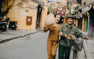 Romantic Couple Photography: Capturing Sweet and Timeless Love Stories - image 40