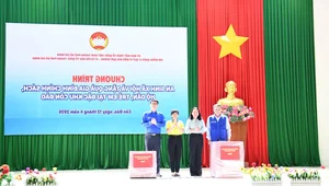 Supporting Soldiers and Fishermen: Meaningful Social Welfare Programs in Con Dao - image 1