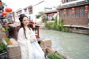 Exploring China with Saigon's Most Popular Lecturer: A Journey of Culture and Style - image 0