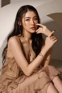 Wealthy Daughter In Law Rocks Yang Guo Hairstyle Son Complains - image 5
