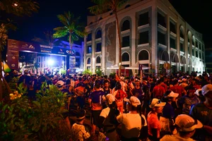 Unique Nha Trang H-Marathon 2024: 5,000 Runners Take to the Streets - image 1