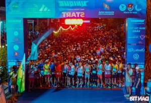 Unique Nha Trang H-Marathon 2024: 5,000 Runners Take to the Streets - image 2