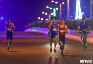 Unique Nha Trang H-Marathon 2024: 5,000 Runners Take to the Streets - image 7