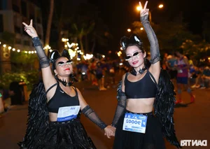 Unique Nha Trang H-Marathon 2024: 5,000 Runners Take to the Streets - image 11