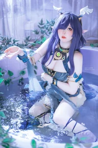 Stunning Genshin Impact Layla Cosplay by Shuang Yue Shimo: An Ethereal Lauma Character Photoshoot for Gaming and Anime Fans - image 5