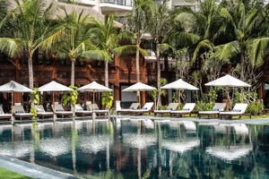 Dam Thu Trang and Her Newborn Son Enjoy a Luxury Getaway at a Mui Ne Resort - image 4