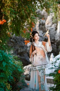 The Striking Visual Appeal of YiTuYu Art Language Vol.7867 Featuring Tie Bi A Tong Mu - image 4