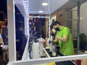 Hand-Pounded Lemon Tea: The Viral Chinese Beverage Trend in Vietnam - image 0