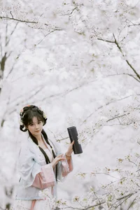 Minimalism and Grace: YiTuYu Art Language Vol.6428 Featuring Su Su - image 0