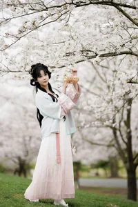Minimalism and Grace: YiTuYu Art Language Vol.6428 Featuring Su Su - image 8