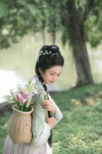 Minimalist Elegance: Li in YiTuYu Art Language Vol.4836 Gallery - image 25
