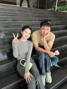 Behind the Scenes: Cute Moments with the Gen Z Cast of 'Di Giua Troi Ruc Ro' - image 19