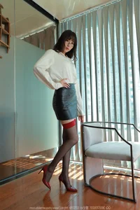 IESS SXJ No.1863: Showcasing the Sophisticated Charm of Chinese Model Tuan Tuan - image 83