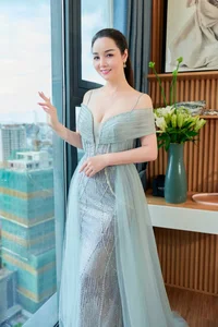 Vietnamese Star News: Remembering NSND Mạnh Tưởng and Hòa Minzy’s Updates - image 50