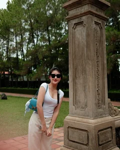 Quynh Kool's Bold New Look and Luong Thanh's Adventurous Travel Diary - image 6