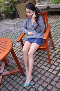 Shi Qi Features in IESS Bento 173 Blue Low Heels Special - image 8