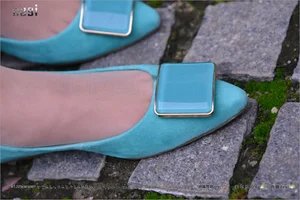Shi Qi Features in IESS Bento 173 Blue Low Heels Special - image 57