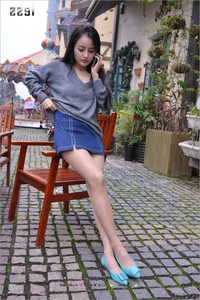 Shi Qi Features in IESS Bento 173 Blue Low Heels Special - image 6
