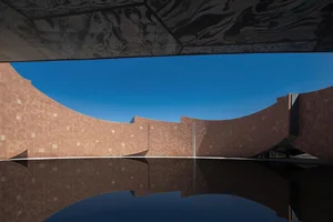 The Maiji Mountain Visitor Center: Minimalist Architecture Amidst Ancient Heritage - image 15