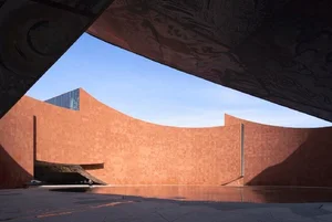 The Maiji Mountain Visitor Center: Minimalist Architecture Amidst Ancient Heritage - image 19