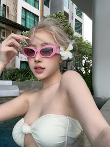 Captivating Fashion Styles of the Vietnamese Rosé Lookalike - image 0