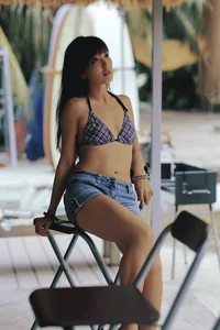 YiTuYu Art Language Vol.6067 Ai Nao Mei Qing Xu Aesthetic Photography Collection - image 5