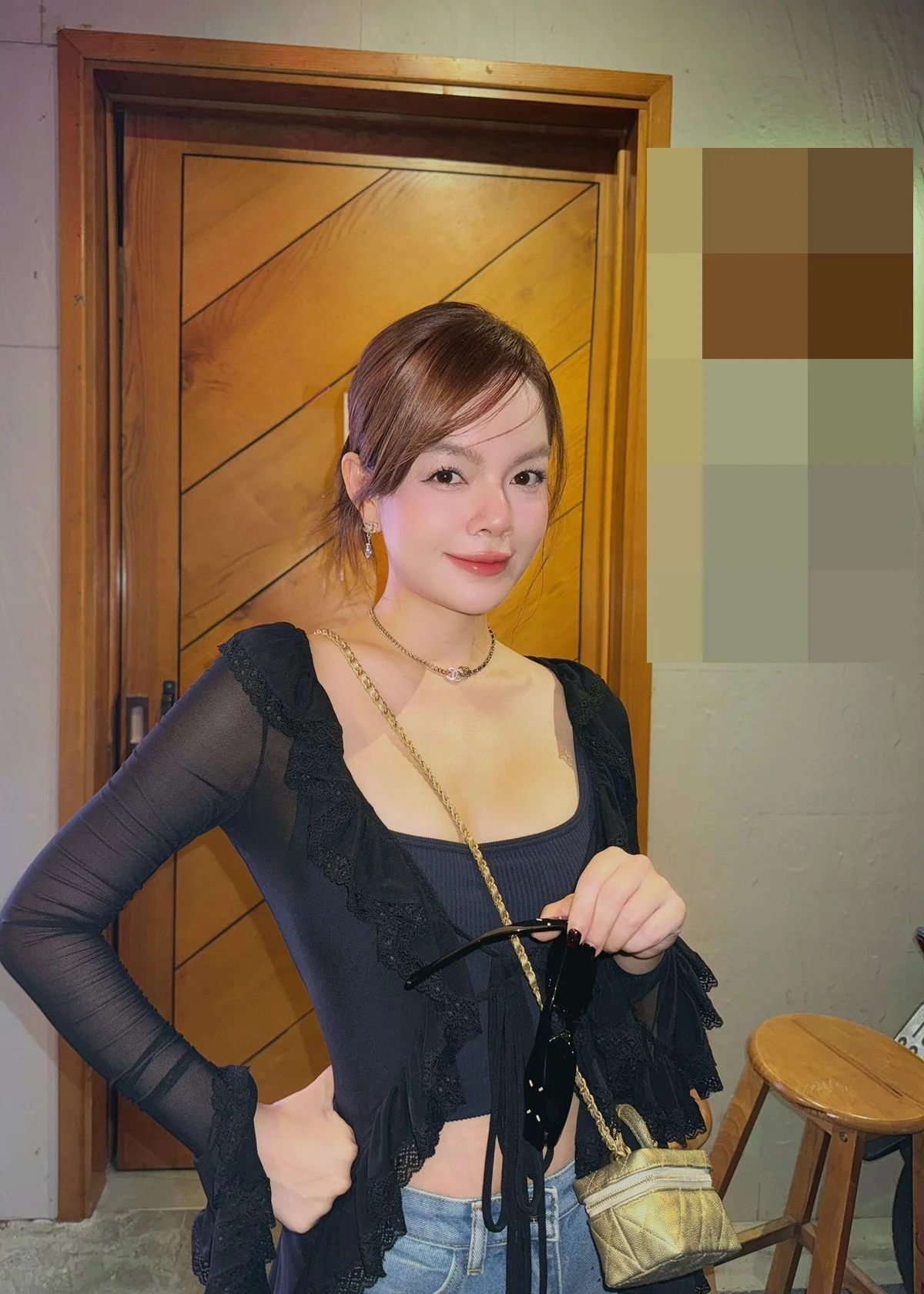 Ageless Grace: Pham Quynh Anh’s Stunning Visuals at Age 41