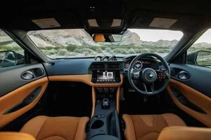 2027 Nissan Z Debuts with Manual Transmission and Updated Pricing - image 3