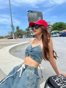 The Racetrack Aesthetic: How a Thai Influencer’s Viral Photos Transformed Motorsports Fashion - image 5