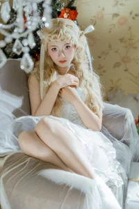 Exploring Elegance in YiTuYu Art Language Vol.6286 with Shi Yi: A Stunning Visual Journey - image 6