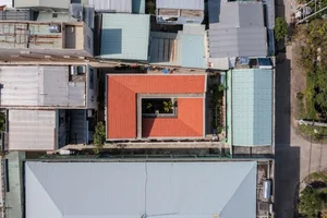 Hidden Oasis: The L-Shaped House in Tam Ky That Defies Narrow Alley Constraints - image 4