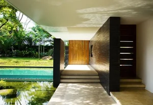 Stunning Resort-Style Home Features Lush Rooftop Garden and Serene Water Features - image 2
