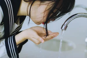 YiTuYu Art Language Vol.10187 Xin Yi: A Captivating 15-Page Gallery of Professional Photography - image 4