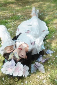YiTuYu Art Language Vol.6766 Featuring Elegant Model Shi Yi - image 2