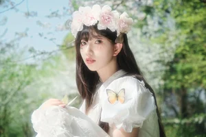 YiTuYu Art Language Vol.6766 Featuring Elegant Model Shi Yi - image 17