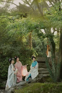 Visual Poetry: Analyzing the Artistic Depth of Art Language Vol.5825 Featuring Fu Xiao - image 3
