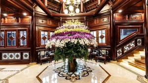 Inside the Palatial Villa of a Leading Aesthetics Industry Mogul: A Masterclass in Luxury - image 7