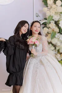 Inside the Star-Studded Wedding of Actress Kim Oanh and Model Vu Tuan Viet - image 3