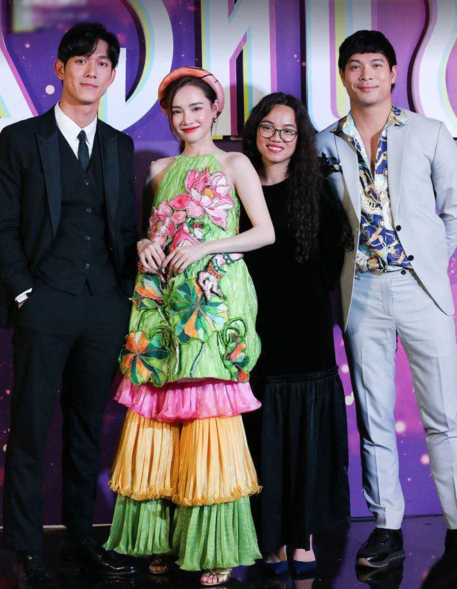 Nha Phuong's Stunning Maternity Style: Embracing Elegance and Confidence