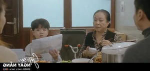 Gap Em Ngay Nang Episode 2: Huy Offers Double for Fake Dating - image 2