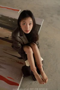 IESS Model Spotlight: Xiao Jiu in SXJ No.1944 - Urban Fashion and Elegance - image 29