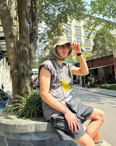High Kick Star Jung Il-woo Conquers Fansipan: A Sapa Adventure - image 5