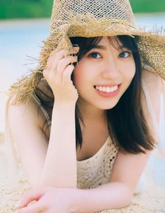 Sayuri Date 1st Photo Book 'Ashiato': A Beautiful 105-Page Debut - image 21