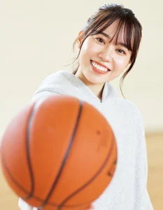 Sayuri Date 1st Photo Book 'Ashiato': A Beautiful 105-Page Debut - image 4