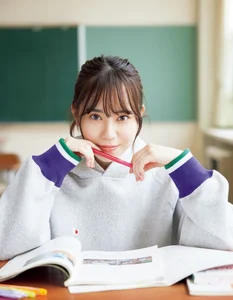 Sayuri Date 1st Photo Book 'Ashiato': A Beautiful 105-Page Debut - image 14