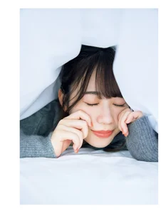 Sayuri Date 1st Photo Book 'Ashiato': A Beautiful 105-Page Debut - image 16