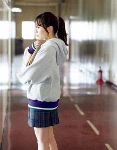 Sayuri Date 1st Photo Book 'Ashiato': A Beautiful 105-Page Debut - image 12