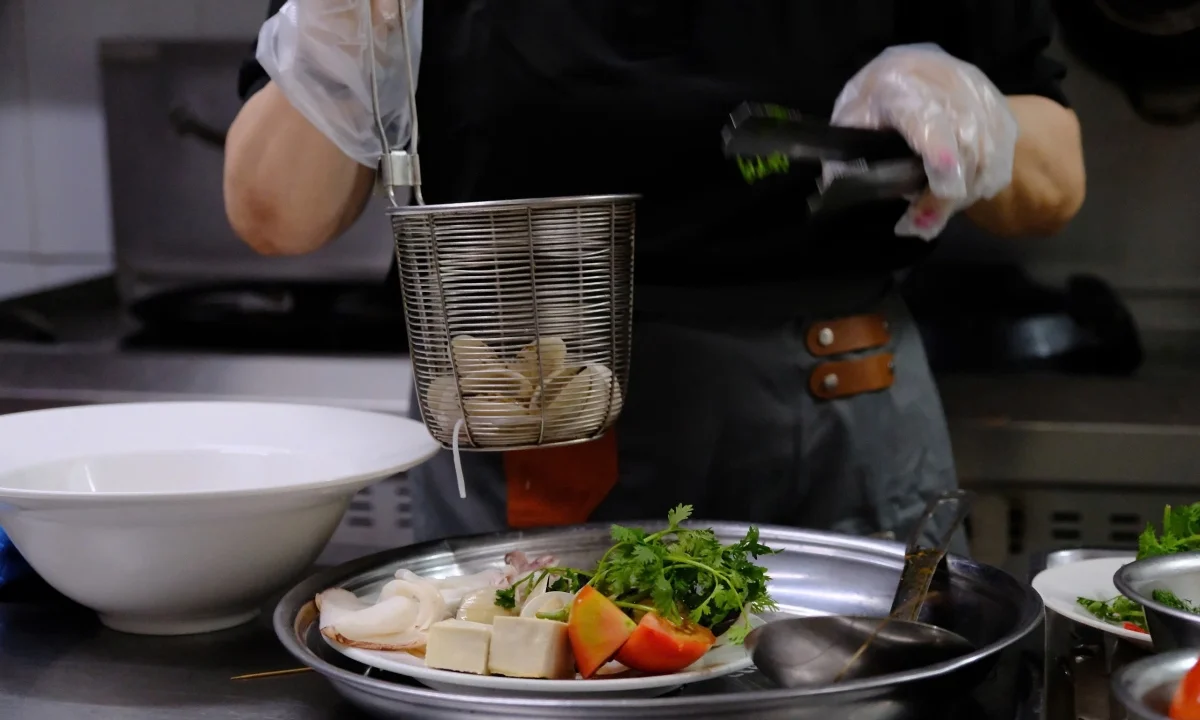 The 600,000 VND Lobster Pho: A Luxury Culinary Experience in Saigon
