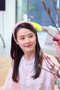25 Most Beautiful Vietnamese Actresses: Chi Pu and Phuong Oanh Spotlight - image 10