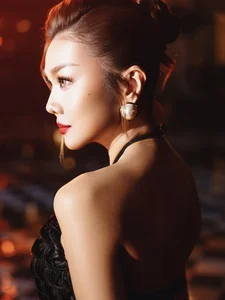 25 Most Beautiful Vietnamese Actresses: Chi Pu and Phuong Oanh Spotlight - image 9